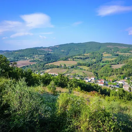 Modern Holiday Home In Monte Santa Maria Tiberina