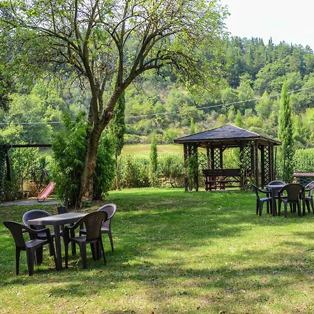 Modern Holiday Home In Monte Santa Maria Tiberina