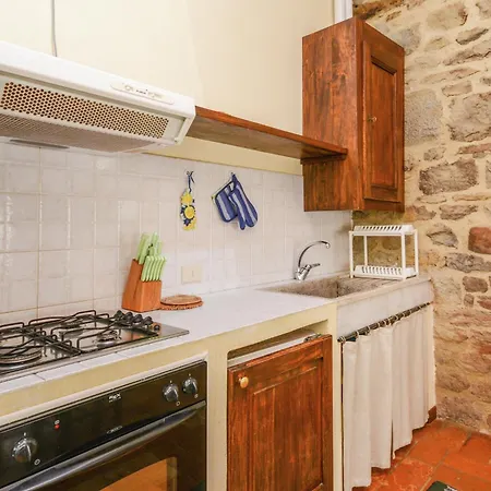 Modern Holiday Home In Monte Santa Maria Tiberina Holiday home